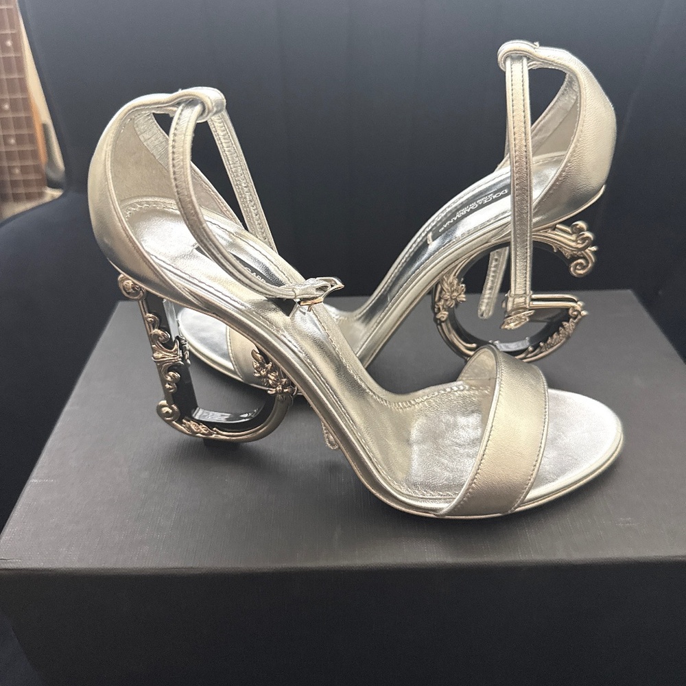 Elegant heels